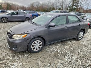 Toyota Corolla BASE 1.8L 4 2011
