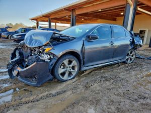 Toyota Camry SE 3.5L 6 2012
