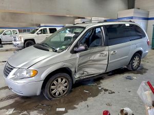 Chrysler Town & Country TOURING 3.8L 6 2005