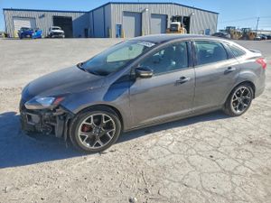 Ford Focus SE 2.0L 4 2013