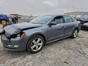 Volkswagen Passat S 1.8L 4 2015