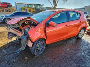 Toyota Prius 1.5L 4 2013