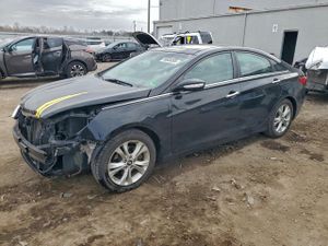 Hyundai Sonata SE 2.4L 4 2013