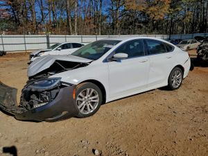 Chrysler 200 LIMITED 2.4L 4 2015