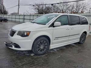 Chrysler Town & Country S 3.6L 6 2014