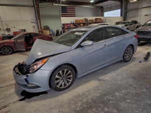 Hyundai Sonata SE 2.4L 4 2014