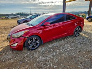 Hyundai Elantra GS 1.8L 4 2013