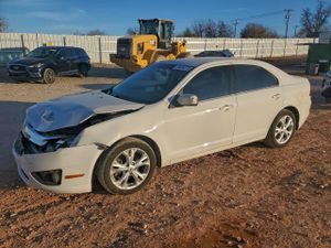 Ford Fusion SE 3.0L 6 2012