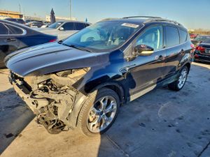 Ford Escape TITANIUM 2.0L 4 2013