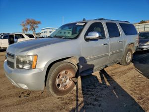 Chevrolet Suburban K1500 LT 5.3L 8 2010