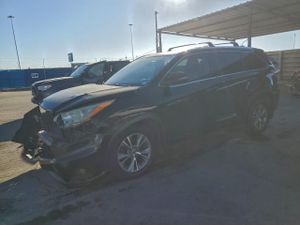 Toyota Highlander XLE 3.5L 6 2015
