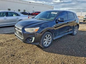 Mitsubishi Outlander SE 2.0L 4 2015