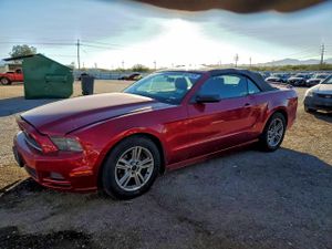 Ford Mustang 3.7L 6 2013