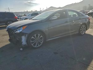 Hyundai Sonata SE 2.4L 4 2014