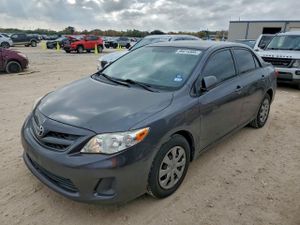 Toyota Corolla BASE 1.8L 4 2011
