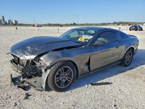 Ford Mustang 3.7L 6 2011