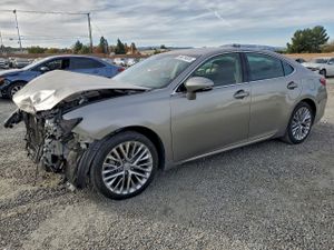 Lexus ES 350 3.5L 6 2015