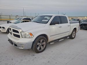 RAM 1500 SLT 5.7L 8 2015