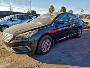 Hyundai Sonata SE 2.4L 4 2015