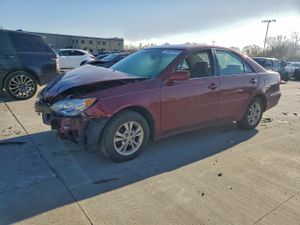 Toyota Camry LE 3.0L 6 2005