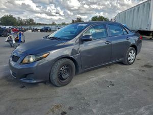 Toyota Corolla BASE 1.8L 4 2010