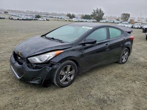 Hyundai Elantra GLS 1.8L 4 2013