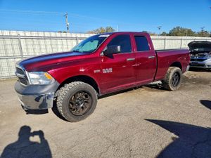 RAM 1500 ST 5.7L 8 2018