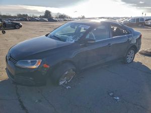 Volkswagen Jetta SE 2.5L 5 2013