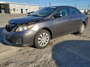 Toyota Corolla BASE 1.8L 4 2012