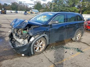 Toyota Highlander XLE 3.5L 6 2015