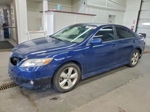 Toyota Camry BASE 2.5L 4 2011