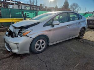 Toyota Prius 1.8L 4 2013