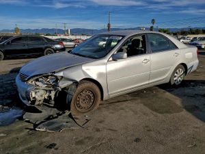 Toyota Camry LE 2.4L 4 2005