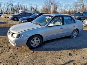 Toyota Corolla CE 1.8L 4 2001