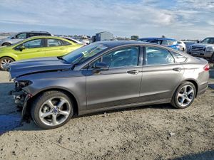 Ford Fusion SE HYBRID 2.0L 4 2013