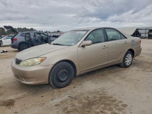 Toyota Camry LE 2.4L 4 2005