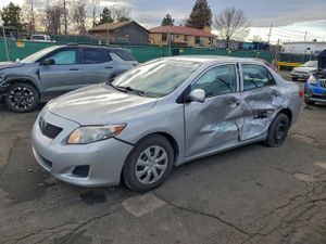 Toyota Corolla BASE 1.8L 4 2010