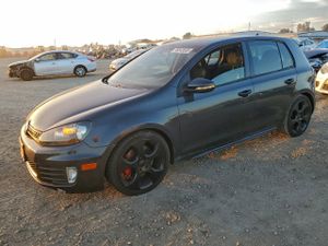 Volkswagen Golf 2.0L 4 2013