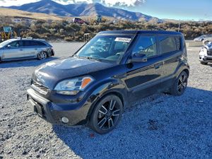 Kia Soul + 2.0L 4 2010