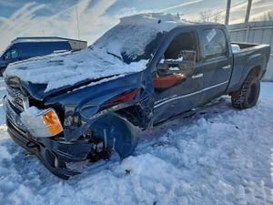 GMC Sierra K2500 DENALI 6.6L 8 2012