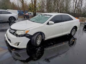 Toyota Camry L 2.5L 4 2014