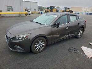 Mazda 3 GRAND TOURING 2.0L 4 2014
