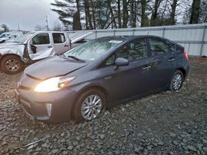 Toyota Prius 1.8L 4 2015