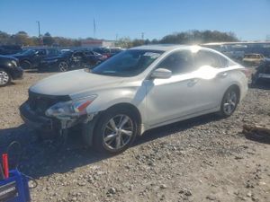Nissan Altima 2.5 2.5L 4 2015