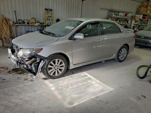 Toyota Corolla BASE 1.8L 4 2010