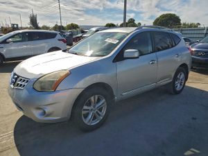 Nissan Rogue S 2.5L 4 2012