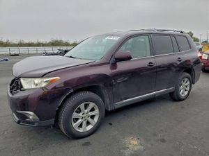 Toyota Highlander BASE 3.5L 6 2013