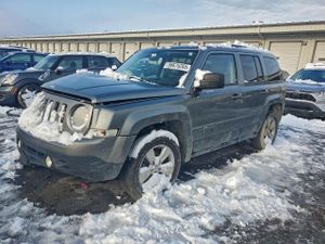 Jeep Patriot LATITUDE 2.4L 4 2012