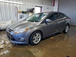 Ford Focus SEL 2.0L 4 2012
