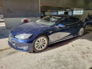 Tesla Model S 2013